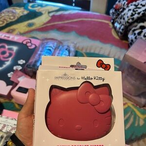 Hello Kitty Hot Pink Compact Mirror